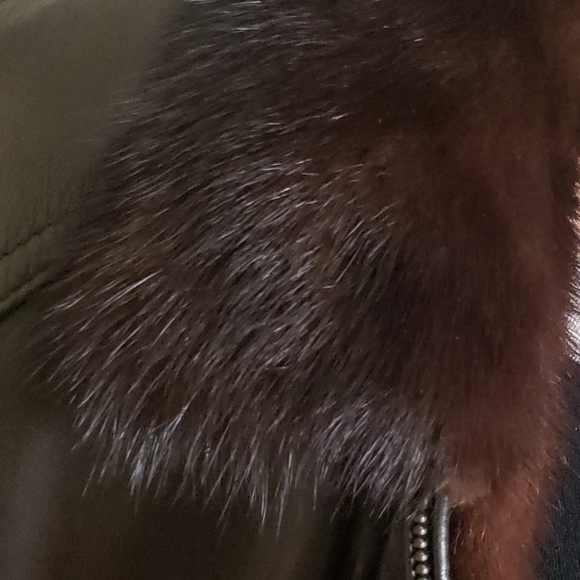 Reversable Ranch Mink Leather Bomber Jacket - Picture 8 of 14